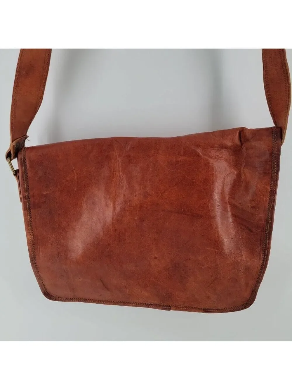 Unbranded Leather Messenger Bag | Rugged Heritage Satchel | Buckle Strap